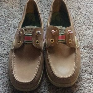 Tan Sperrys